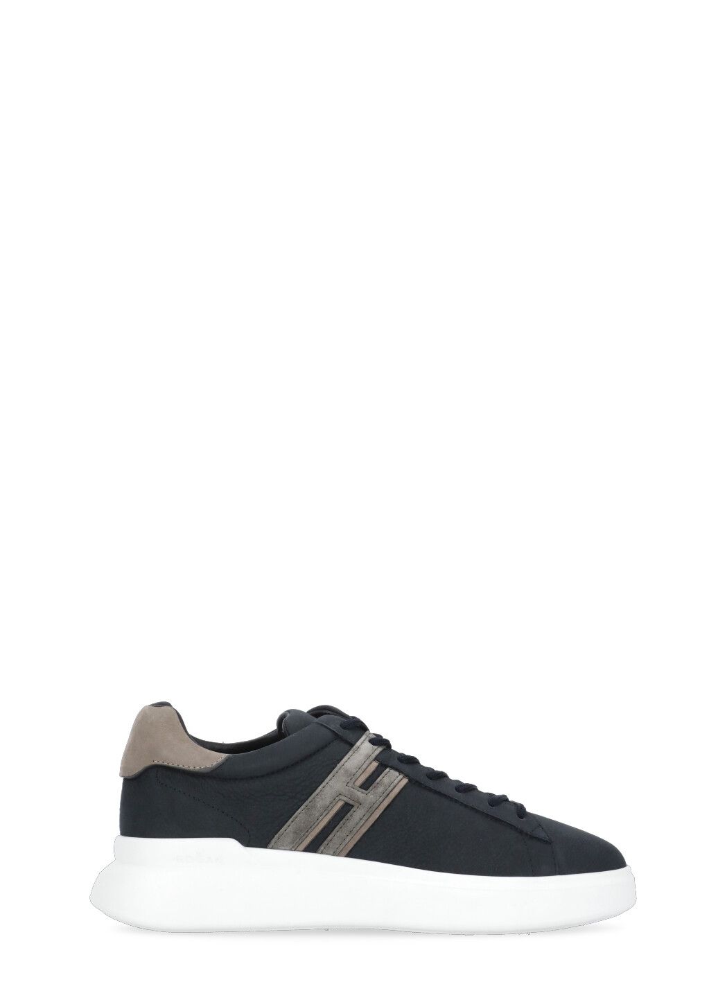 Sneakers H580