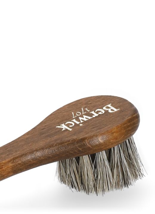 Wood polishing brush