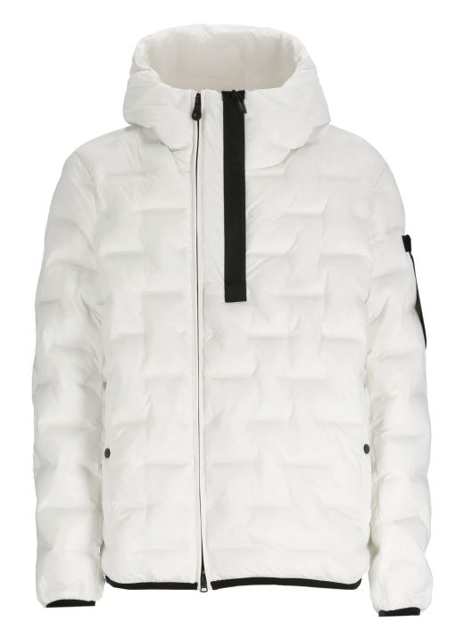Padded jacket with asymmetric zip