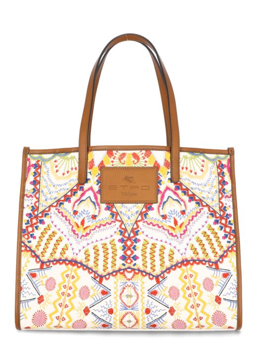 Shopping bag with embroideries