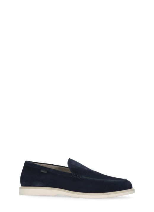 H633 loafers