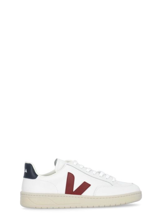 Sneakers V-12