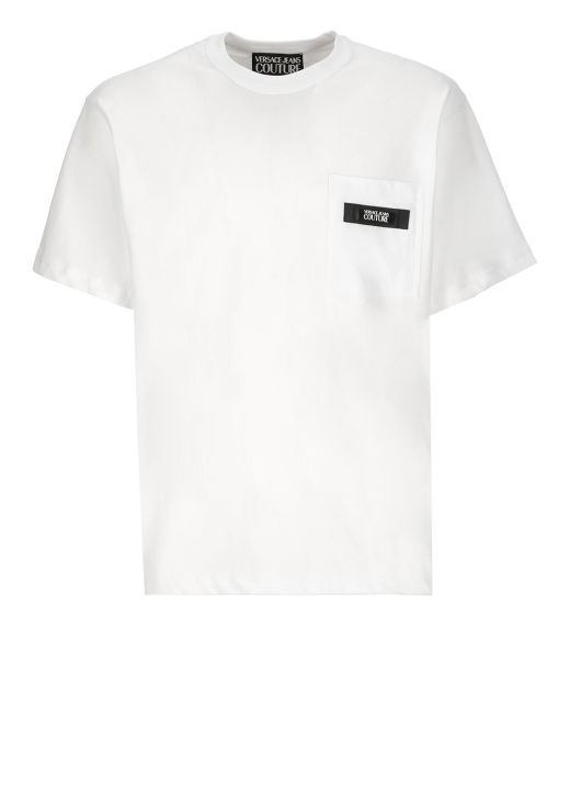 T-shirt with patch logo